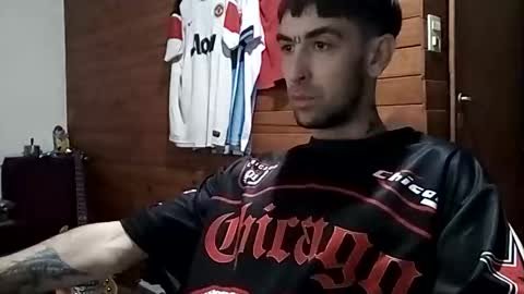 Snapshot of yuumis chatting on April 2026 01:06:02 AM Yuumi online show from April 2026 01:06:02 AM