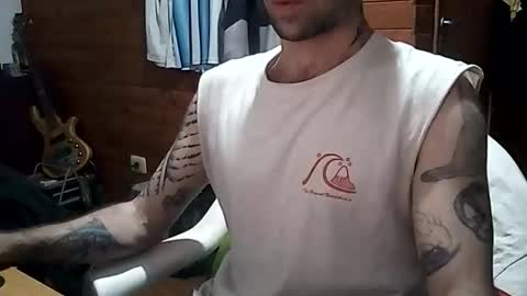 Snapshot of yuumis chatting on April 2026 05:08:02 AM Yuumi online show from April 2026 05:08:02 AM