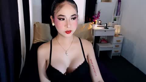 Snapshot of yvannasilva18 chatting on October 2025 01:20:02 AM jai online show from October 2025 01:20:02 AM