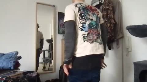 Snapshot of yvesbunnny chatting on January 2026 01:37:02 PM yvesbunnny online show from January 2026 01:37:02 PM