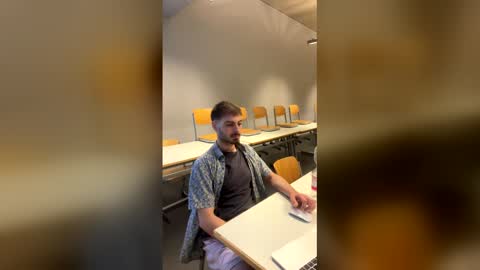 Snapshot of yvesbunnny chatting on May 2026 02:47:02 PM yvesbunnny online show from May 2026 02:47:02 PM