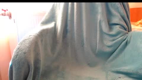 Snapshot of yzza_suave chatting on February 2025 09:47:02 AM yzza_suave online show from February 2025 09:47:02 AM