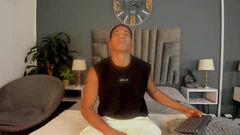 zac online show from October 2025 03:18:01 AM