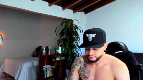 Zac  Jhordan online show from January 2025 02:07:02 PM