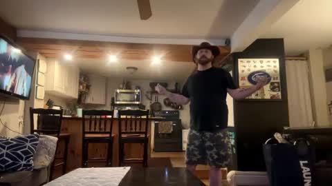 zach42104 online show from March 2026 09:50:02 AM