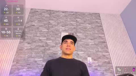 zack_joness10 online show from November 2025 03:06:02 AM