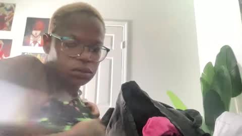 Zack Pipher online show from April 2026 05:36:01 AM