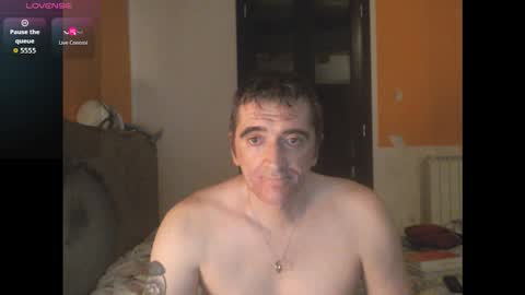 Snapshot of zackhot31 chatting on October 2025 01:17:02 AM Ivan online show from October 2025 01:17:02 AM