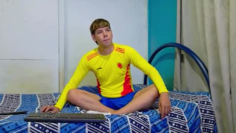 Snapshot of zackmontiel07 chatting on February 2026 08:51:01 AM ZackMontiel07 online show from February 2026 08:51:01 AM