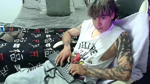 zack online show from April 2026 07:58:02 PM