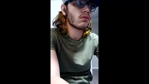 Snapshot of zacthefeetguy chatting on January 2026 11:07:01 PM ZactheFeetGuy online show from January 2026 11:07:01 PM