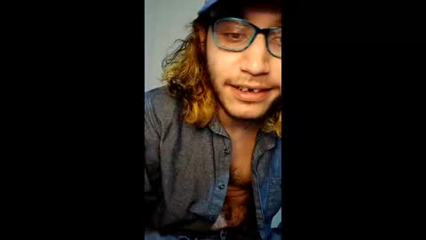 Snapshot of zacthefeetguy chatting on March 2026 05:20:02 AM ZactheFeetGuy online show from March 2026 05:20:02 AM