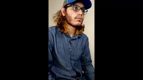 Snapshot of zacthefeetguy chatting on March 2026 06:32:01 PM ZactheFeetGuy online show from March 2026 06:32:01 PM