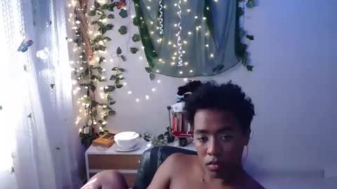 zafiro_azu online show from February 2026 06:47:01 PM