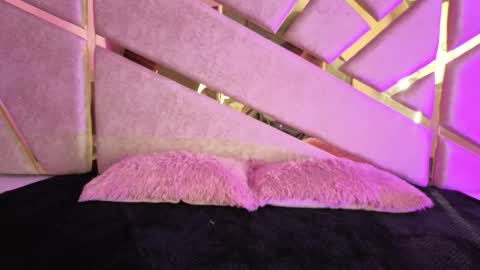 Snapshot of zafiro_claire chatting on November 2025 04:49:01 PM Claire online show from November 2025 04:49:01 PM