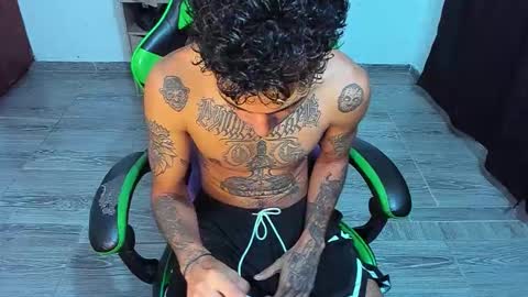 Snapshot of zafirocum chatting on March 2026 12:52:01 PM BiG Zafiro online show from March 2026 12:52:01 PM