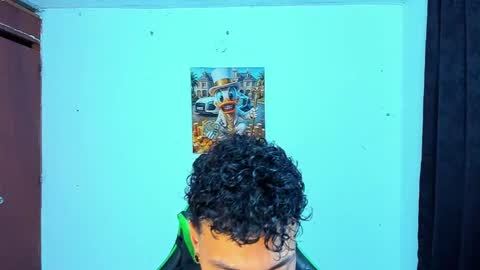 Snapshot of zafirocum chatting on April 2026 06:52:01 AM BiG Zafiro online show from April 2026 06:52:01 AM