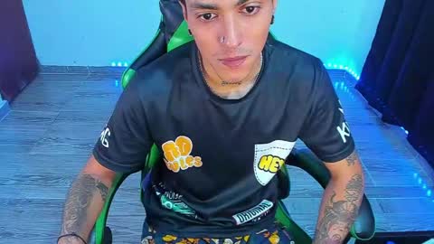 Snapshot of zafirocum chatting on May 2026 12:55:02 PM BiG Zafiro online show from May 2026 12:55:02 PM