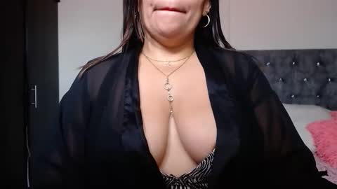 Snapshot of zahi_willx chatting on October 2025 03:43:01 PM Zahi ... wants to play with everyone...yessss online show from October 2025 03:43:01 PM