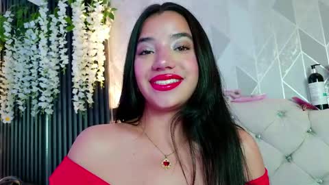 Snapshot of zaira_bonny chatting on June 2026 09:52:01 PM Zaira Bonny online show from June 2026 09:52:01 PM