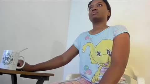 Snapshot of zamara__ chatting on September 2025 12:07:01 PM Zamara   online show from September 2025 12:07:01 PM