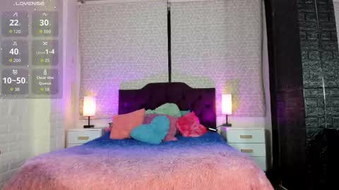 Snapshot of zamara_kleii chatting on September 2025 02:44:01 AM Zamara Kleii online show from September 2025 02:44:01 AM