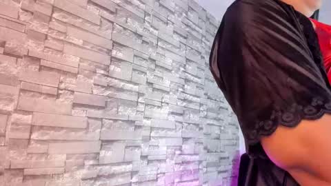 Snapshot of zamariah chatting on October 2025 12:02:01 AM Danna online show from October 2025 12:02:01 AM