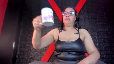 Snapshot of zamariah chatting on November 2025 03:07:01 AM Danna online show from November 2025 03:07:01 AM