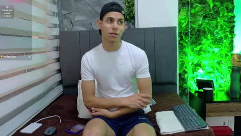 Zamir online show from April 2026 12:43:01 PM