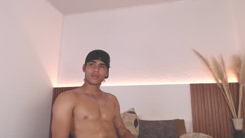 Zander online show from December 2024 04:53:02 PM