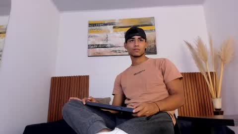 Zander online show from September 2025 01:11:02 PM