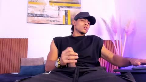 Zander online show from September 2025 01:44:02 PM