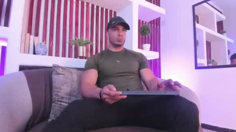 zanemaverick online show from November 2025 11:45:01 AM