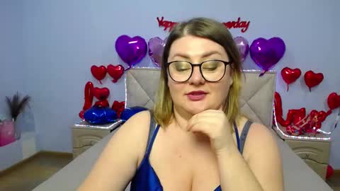 zannadreil online show from February 2025 11:20:02 PM