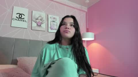 Snapshot of zara__sweet chatting on February 2025 06:47:02 PM Zara Sweet online show from February 2025 06:47:02 PM