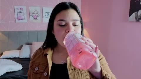 Snapshot of zara__sweet chatting on June 2026 02:06:02 PM Zara Sweet online show from June 2026 02:06:02 PM