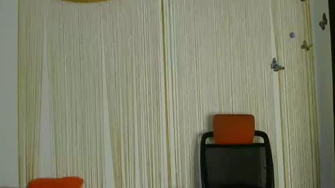 Snapshot of zara_lae chatting on March 2026 02:04:01 AM nicky online show from March 2026 02:04:01 AM