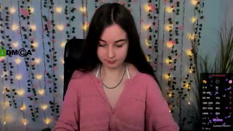 Snapshot of zara_lys chatting on October 2025 07:25:02 PM ur kitten 3 online show from October 2025 07:25:02 PM