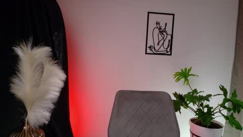 Snapshot of zara_nova chatting on March 2026 12:56:02 AM Zara Nova online show from March 2026 12:56:02 AM