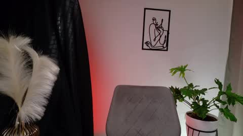 Snapshot of zara_nova chatting on April 2026 03:42:02 PM Zara Nova online show from April 2026 03:42:02 PM
