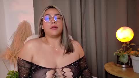 Zara Nova online show from June 2026 11:03:01 PM