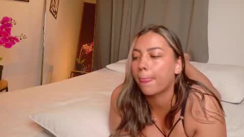 Snapshot of zara_nova chatting on July 2026 04:58:02 PM Zara Nova online show from July 2026 04:58:02 PM