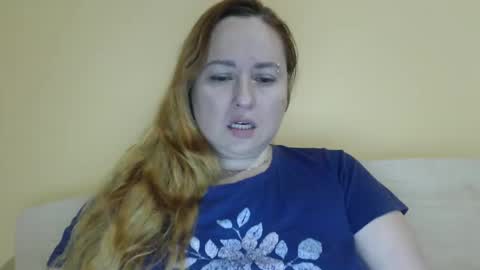 Snapshot of zara_red chatting on April 2026 09:02:01 AM Kate. if im not here im here foxy red333 online show from April 2026 09:02:01 AM