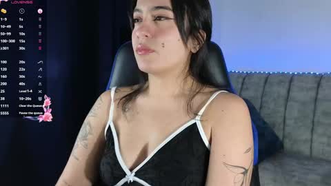 zaradames_ online show from June 2026 05:12:01 AM