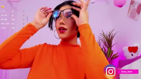 Snapshot of zaradaviss chatting on November 2025 08:51:01 PM Zara online show from November 2025 08:51:01 PM