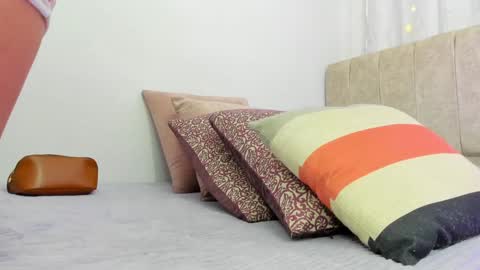 Zara . online show from January 2025 12:00:01 PM