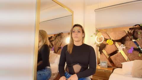 Zarah Andrews online show from October 2025 02:24:01 PM