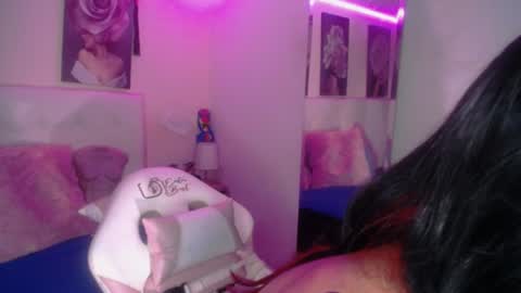 Snapshot of zarahbennet chatting on June 2026 02:19:01 PM Zarah online show from June 2026 02:19:01 PM