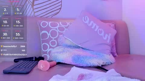 Zara Lim  online show from February 2025 03:37:02 PM