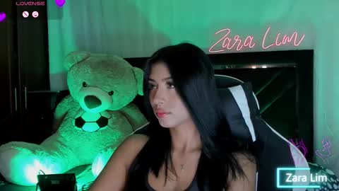 Zara Lim  online show from September 2025 03:56:02 PM